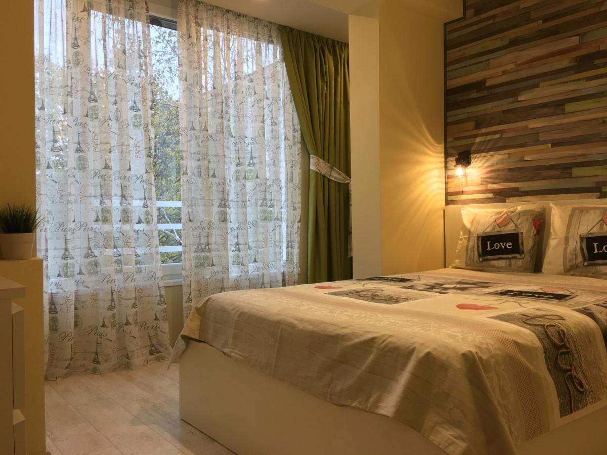 Evergreen Sofia Apartment Bagian luar foto