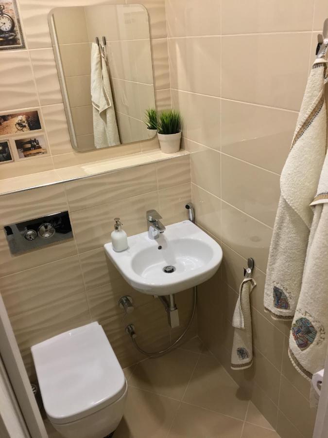 Evergreen Sofia Apartment Bagian luar foto