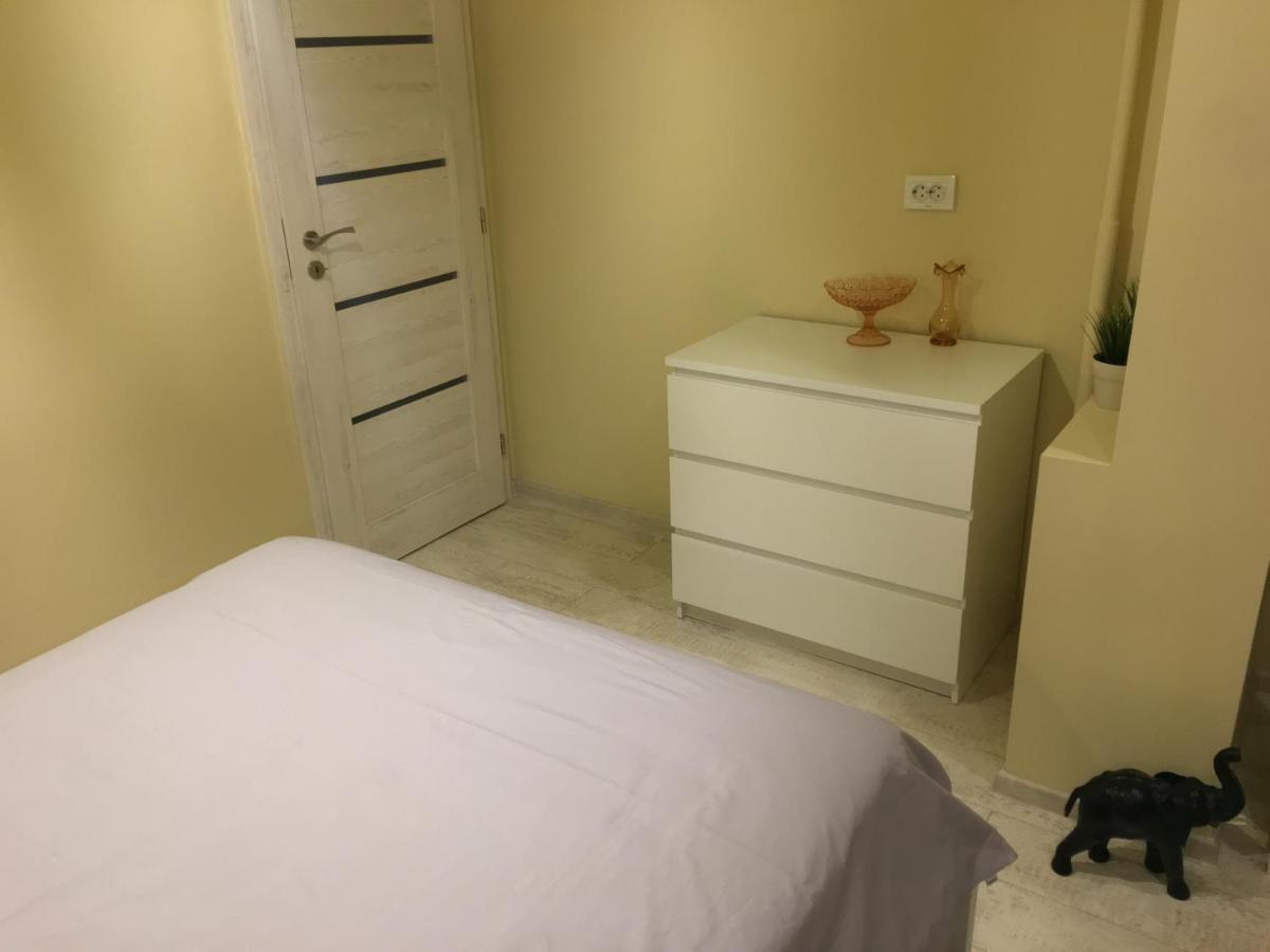 Evergreen Sofia Apartment Bagian luar foto