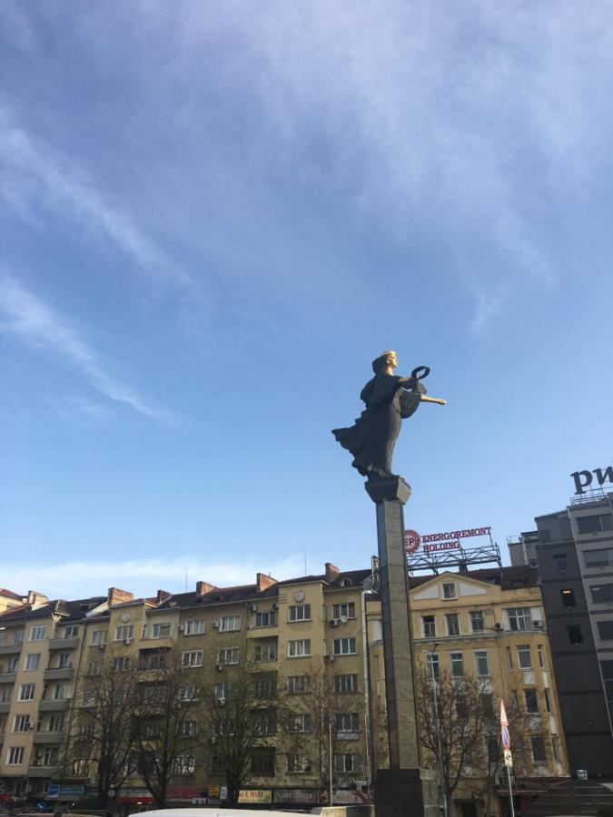 Evergreen Sofia Apartment Bagian luar foto